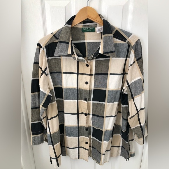 Lemon Grass Tops - LEMON Grass Ladies Button Up Top Size 1X